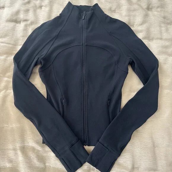 lululemon Nulu Define Jacket Black - Size 2 - Picture 2 of 4